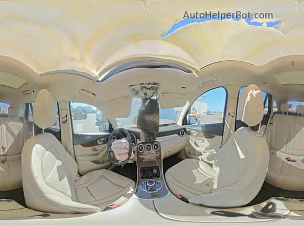 WDC0G4KB4JV067362 2018 MERCEDES-BENZ GLC-CLASS White Widok wnętrza 360 stopni