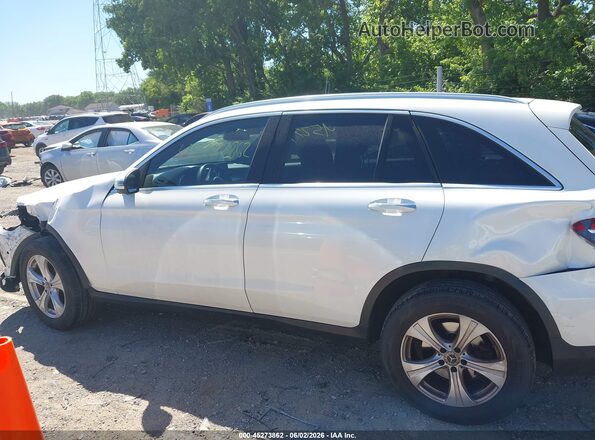 WDC0G4KB4JV069998 2018 MERCEDES-BENZ GLC 300 Белый Панорамный вид салона 360°