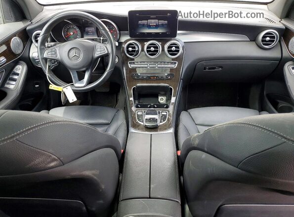 WDC0G4KB5JV020373 2018 MERCEDES-BENZ GLC-CLASS Silver Առջևի վահանակի տեսք