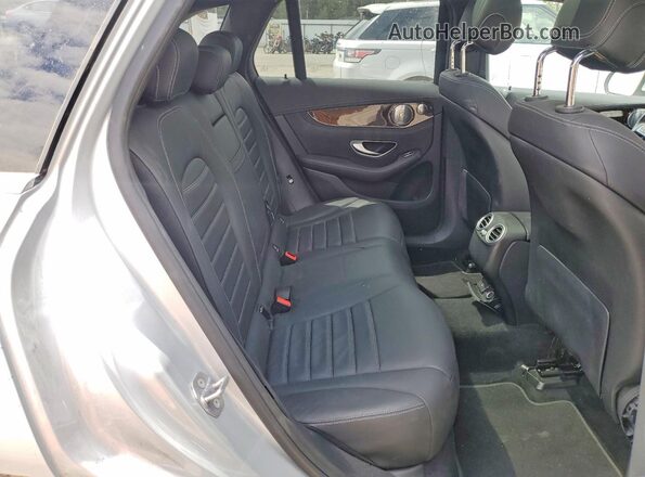 WDC0G4KB5JV020373 2018 MERCEDES-BENZ GLC-CLASS Silver Սալոնի հետևի տեսք