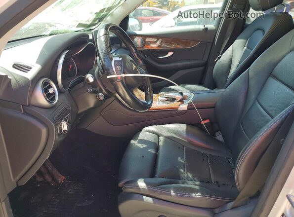 WDC0G4KB6HF191203 2017 MERCEDES-BENZ GLC-CLASS Silver Widok wnętrza z przodu
