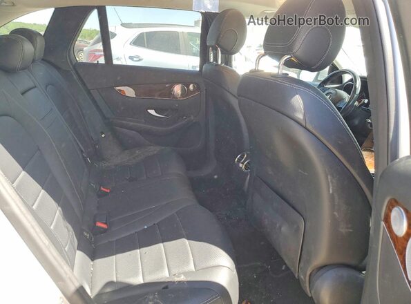 WDC0G4KB6HF191203 2017 MERCEDES-BENZ GLC-CLASS Silver Widok wnętrza z tyłu