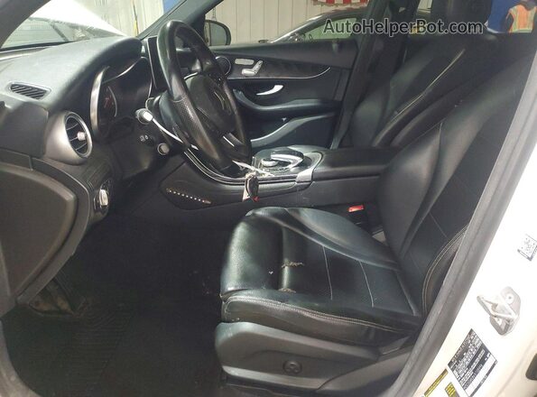 WDC0G4KB6JV105996 2018 MERCEDES-BENZ GLC-CLASS White Вид салону спереду