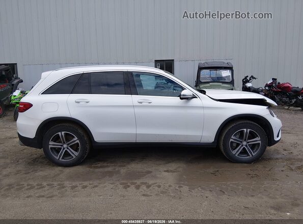 WDC0G4KB7HF134735 2017 MERCEDES-BENZ GLC 300 White Սալոնի հետևի տեսք