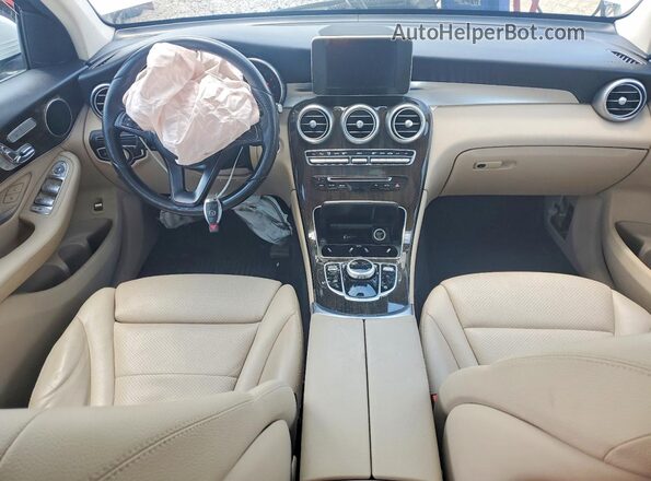WDC0G4KB8HF258576 2017 MERCEDES-BENZ GLC-CLASS White Առջևի վահանակի տեսք