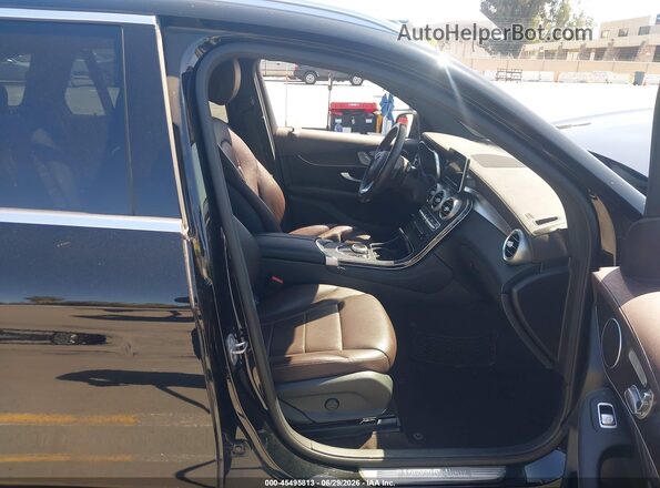 WDC0G4KB8JV081460 2018 MERCEDES-BENZ GLC 300 Black Vista interior delantera