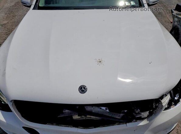 WDC0G4KB9HV013503 2017 MERCEDES-BENZ GLC-CLASS White Widok komory silnika