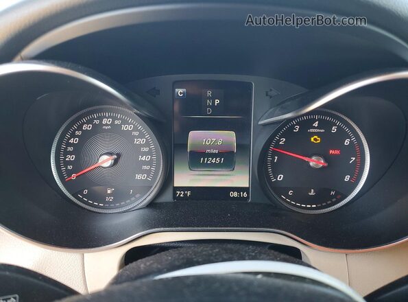 WDC0G4KB9JV015743 2018 MERCEDES-BENZ GLC-CLASS White Widok zestawu wskaźników