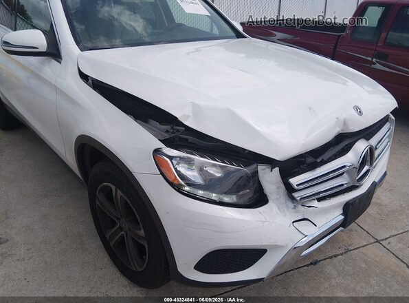 WDC0G4KB9JV079670 2018 MERCEDES-BENZ GLC 300 White Vista frontal