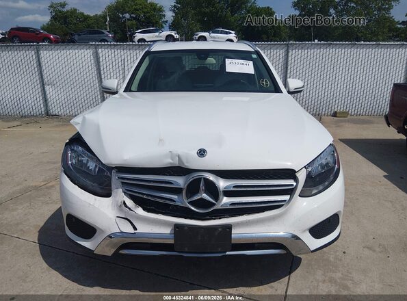 WDC0G4KB9JV079670 2018 MERCEDES-BENZ GLC 300 White Vista del cuadro de instrumentos