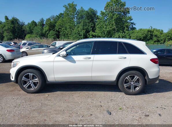 WDC0G4KBXGF075694 2016 MERCEDES-BENZ GLC 300 White 360 interior view