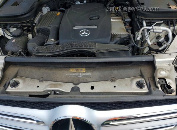 WDC0G4KBXJV074171 2018 MERCEDES-BENZ GLC-CLASS White Rear interior view