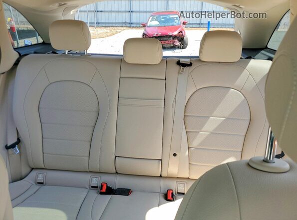 WDC0G4KBXKF669811 2019 MERCEDES-BENZ GLC-CLASS Белый Вид задних сидений