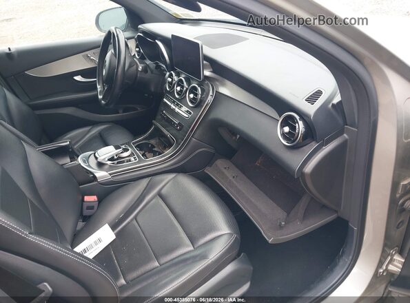 WDC0G5EB0KF598250 2019 MERCEDES-BENZ GLC 350E Gray წინა სალონის ხედი