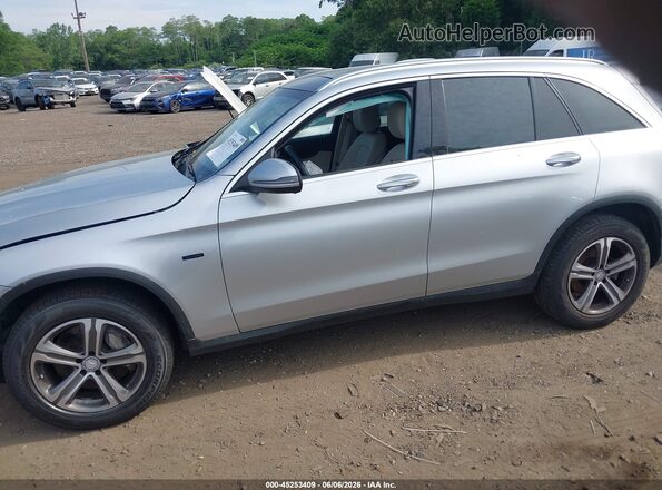 WDC0G5EB1KF593901 2019 MERCEDES-BENZ GLC 350E Silver Սալոնի 360 աստիճան տեսք