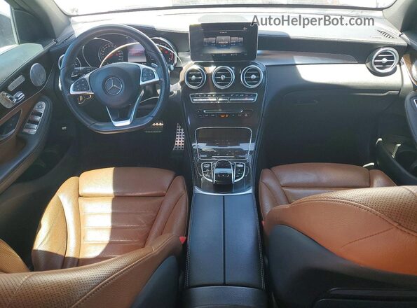 WDC0G6EB3JV016281 2018 MERCEDES-BENZ GLC-CLASS White Вид панелі приладів