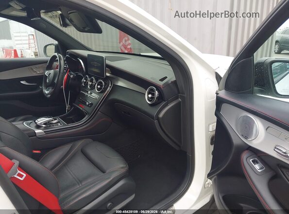 WDC0G6EB7JF440203 2018 MERCEDES-BENZ AMG GLC 43 White Vista interior delantera