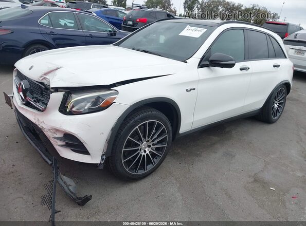 WDC0G6EB7JF440203 2018 MERCEDES-BENZ AMG GLC 43 White Vista tres cuartos delantera izquierda