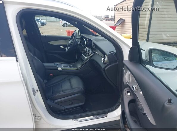 WDC0G8DB1LF675065 2020 MERCEDES-BENZ GLC 300 Белый Вид салона спереди