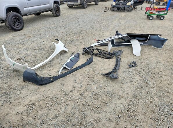 WDC0G8DB2LF740215 2020 MERCEDES-BENZ GLC-CLASS Белый Вид наклейки с VIN-кодом