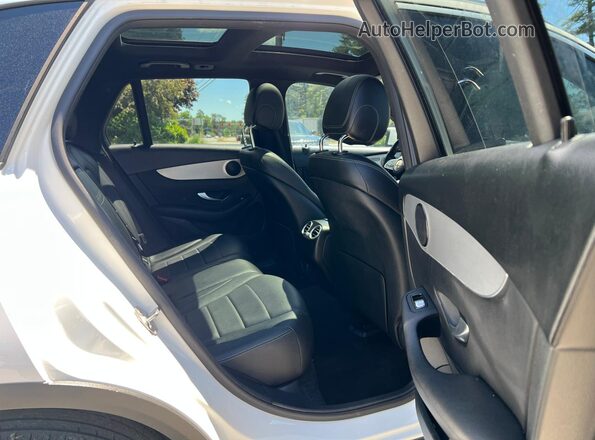 WDC0G8DB5LF725949 2020 MERCEDES-BENZ GLC-CLASS Белый Вид сзади