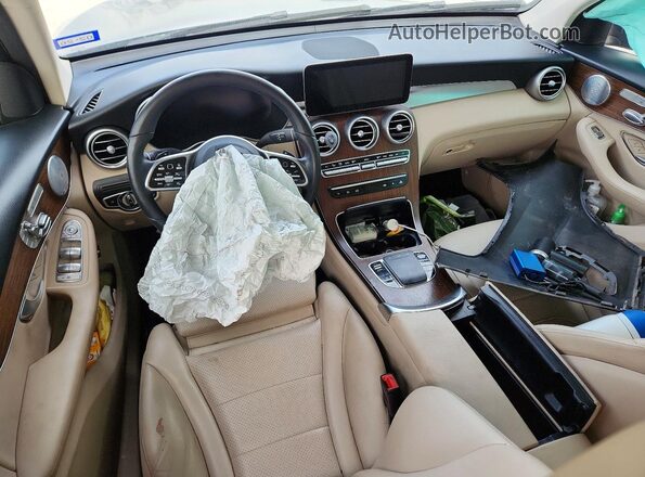 WDC0G8DB6LF702969 2020 MERCEDES-BENZ GLC-CLASS Black 