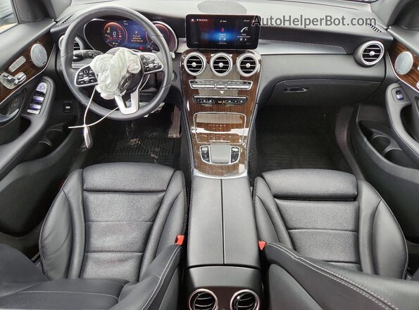 WDC0G8EB0LF673970 2020 MERCEDES-BENZ GLC-CLASS Серебряный 