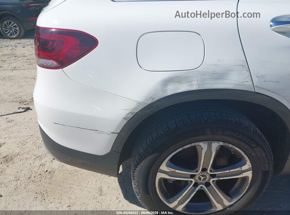 WDC0G8EB0LF716171 2020 MERCEDES-BENZ GLC 300 White 