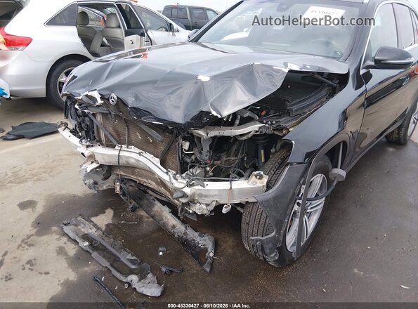 WDC0G8EB0LF748313 2020 MERCEDES-BENZ GLC 300 Black Դիմացի տեսք
