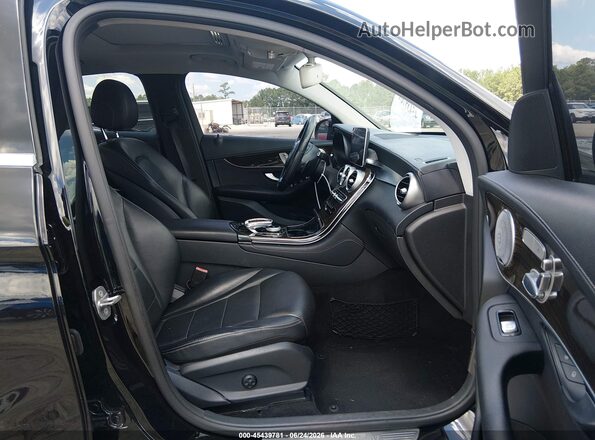 WDC0J4KB0HF281187 2017 MERCEDES-BENZ GLC 300 COUPE Black Սալոնի դիմացի տեսք