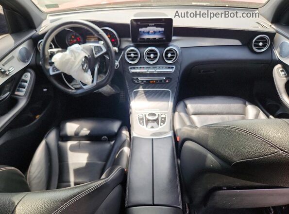 WDC0J4KB3KF658845 2019 MERCEDES-BENZ GLC-CLASS Красный Вид панели приборов