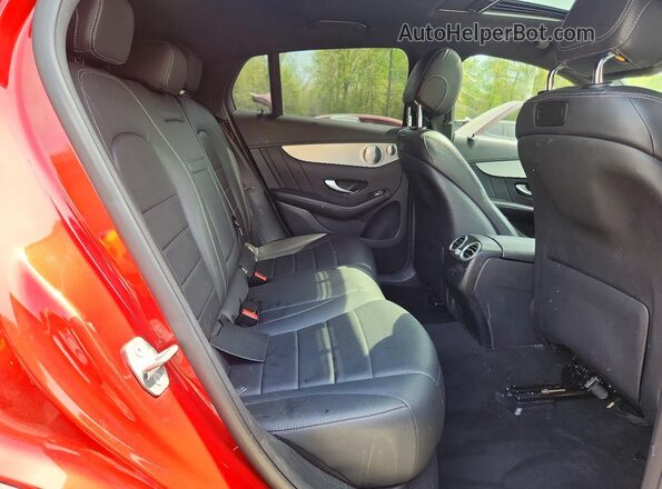WDC0J4KB3KF658845 2019 MERCEDES-BENZ GLC-CLASS Красный Вид задней части салона