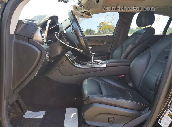 WDC0J4KBXHF234068 2017 MERCEDES-BENZ GLC-CLASS Black Սալոնի դիմացի տեսք