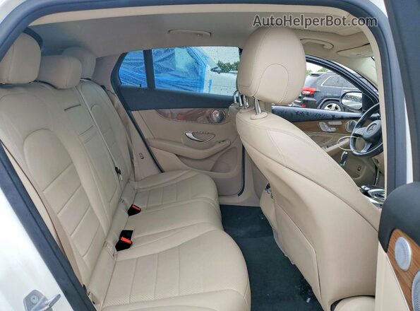 WDC0J4KBXHF257625 2017 MERCEDES-BENZ GLC-CLASS White Widok tylnych siedzeń