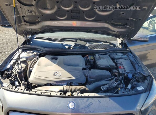 WDCTG4EB0HJ294672 2017 MERCEDES-BENZ GLA Серый Вид задней части салона