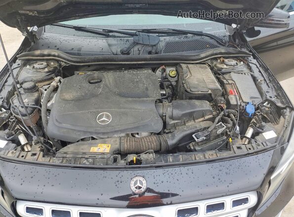 WDCTG4EB0JJ455317 2018 MERCEDES-BENZ GLA Black Engine compartment view