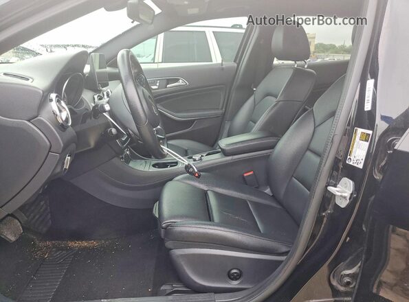 WDCTG4EB0JJ455317 2018 MERCEDES-BENZ GLA Black Front interior view
