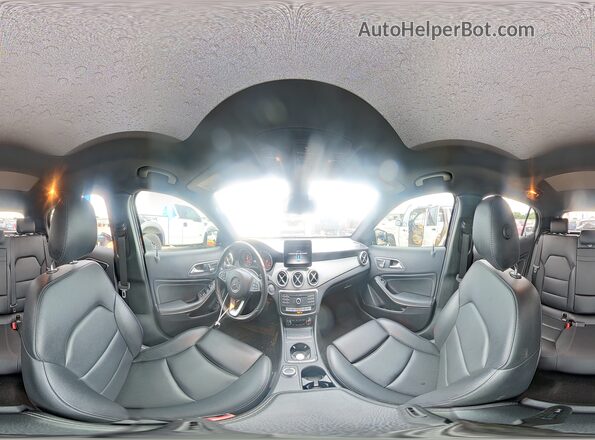 WDCTG4EB0JJ455317 2018 MERCEDES-BENZ GLA Black 360 interior view