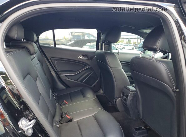 WDCTG4EB0LU022159 2020 MERCEDES-BENZ GLA Black Widok wnętrza z tyłu