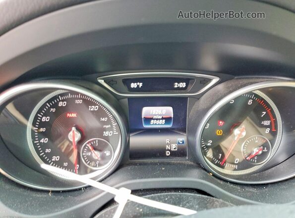 WDCTG4EB2JJ435246 2018 MERCEDES-BENZ GLA Black Widok zestawu wskaźników