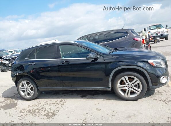 WDCTG4EB2LJ690899 2020 MERCEDES-BENZ GLA 250 Black სალონის 360-გრადუსიანი ხედი