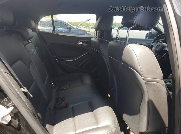 WDCTG4EB3HJ294794 2017 MERCEDES-BENZ GLA Black 