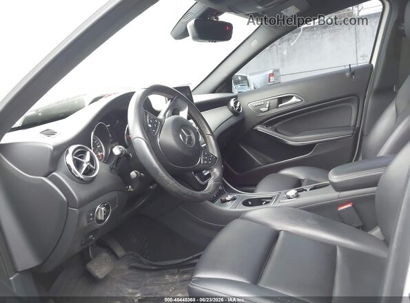WDCTG4EB3JJ467221 2018 MERCEDES-BENZ GLA 250 Белый 