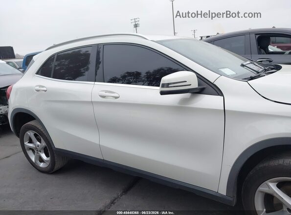 WDCTG4EB3JJ467221 2018 MERCEDES-BENZ GLA 250 Белый Вид задней части салона