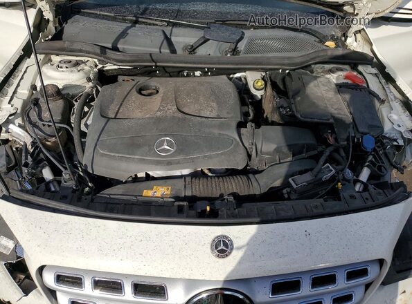 WDCTG4EB3JJ468580 2018 MERCEDES-BENZ GLA White Engine compartment view