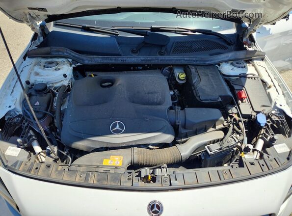 WDCTG4EB4LJ667642 2020 MERCEDES-BENZ GLA White Widok wnętrza z tyłu