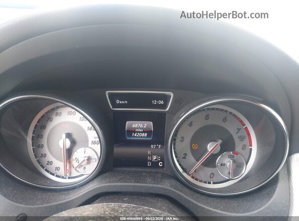 WDCTG4EB5GJ255655 2016 MERCEDES-BENZ GLA 250 Black Հետևի նստատեղերի տեսք
