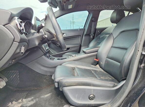 WDCTG4EB5JJ459184 2018 MERCEDES-BENZ GLA Черный 