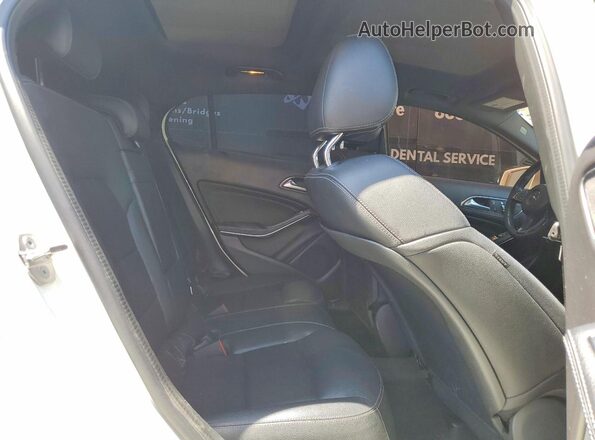 WDCTG4EB6JJ504780 2018 MERCEDES-BENZ GLA Белый 