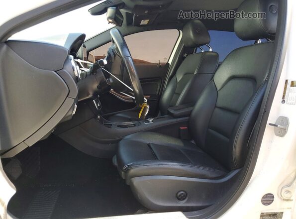 WDCTG4EB6JJ504780 2018 MERCEDES-BENZ GLA Белый 